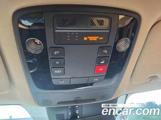 Kia Carnival 2023 — Фото 13/20