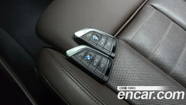 BMW X4 2024 — Фото 18/20