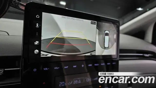 Hyundai Staria 2025 — ფოტო 24/33