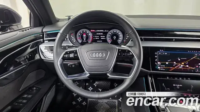 Audi A8 2021 — Фото 13/20