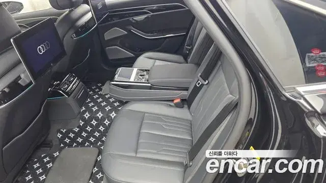 Audi A8 2021 — Şəkil 35/36
