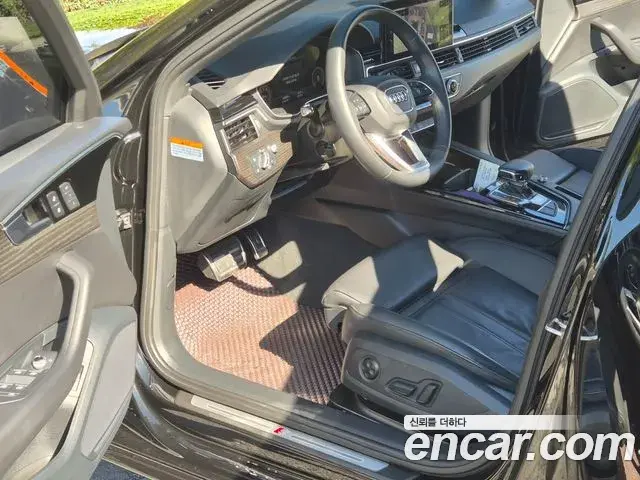 Audi A4 2023 — Photo 8/20