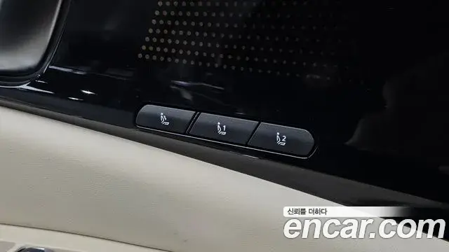 Kia Carnival 2025 — Photo 1/20