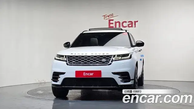 Land Rover Range Rover Velar 2019 — Photo 11/34