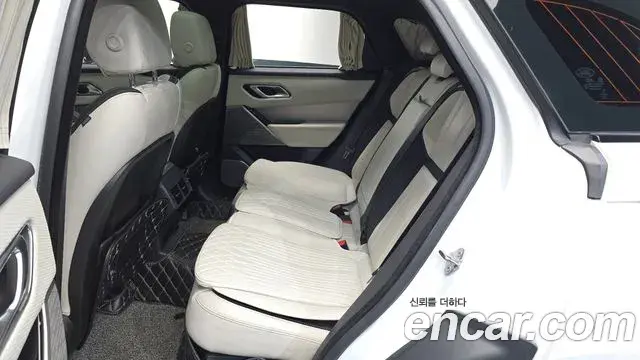 Land Rover Range Rover Velar 2019 — Photo 13/34