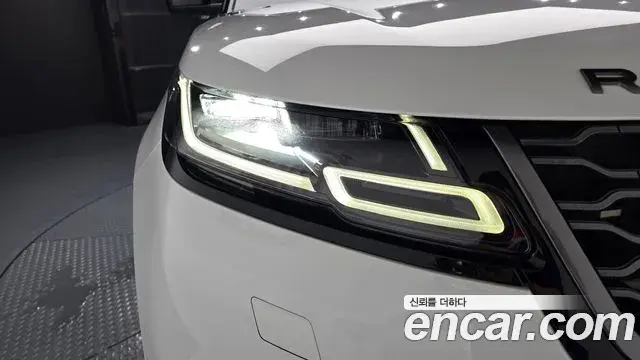 Land Rover Range Rover Velar 2019 — Photo 34/34