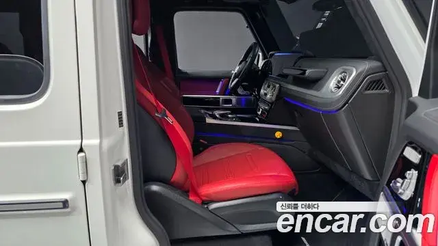 Mercedes-Benz G-Class 2024 — ფოტო 13/20
