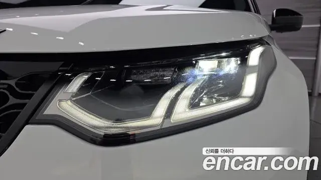 Land Rover Discovery Sport 2026 — ფოტო 17/20