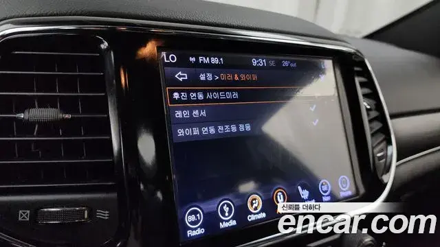 Jeep Grand Cherokee 2019 — ფოტო 3/34