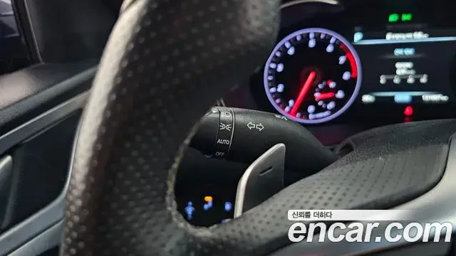 Genesis G70 2019 — ფოტო 6/33