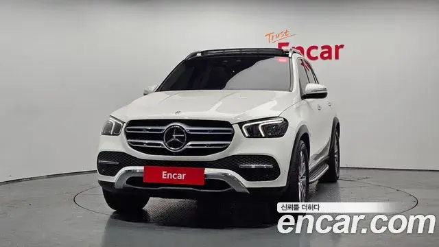 Mercedes-Benz GLE-Class 2022 — Photo 3/20