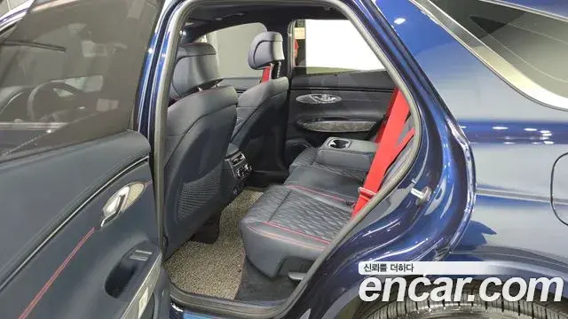 Genesis GV70 2022 — ფოტო 20/20