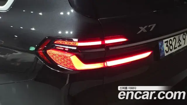 BMW X7 2024 — Şəkil 16/37