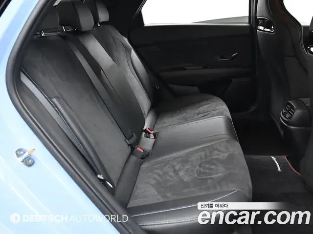 Hyundai The New Avante Hybrid 2022 — Photo 7/20