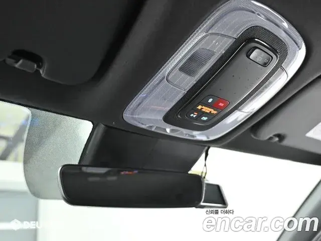 Hyundai The New Avante Hybrid 2022 — Photo 12/20