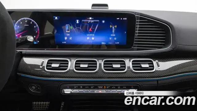 Mercedes-Benz GLE-Class 2025 — Photo 10/20