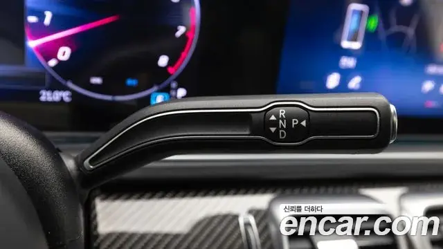 Mercedes-Benz GLE-Class 2025 — Photo 5/20