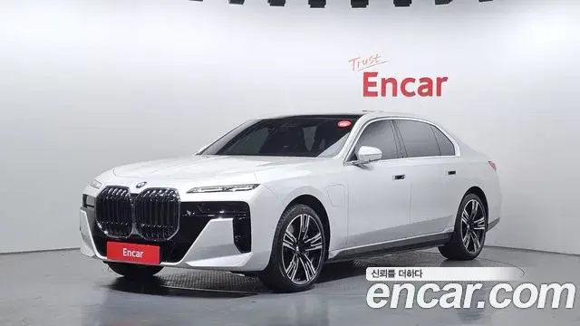 BMW 7 Series 2025 — ფოტო 15/20