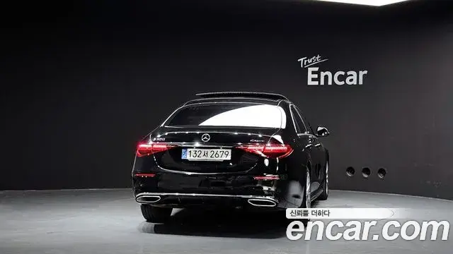 Mercedes-Benz S-Class 2022 — Photo 4/20