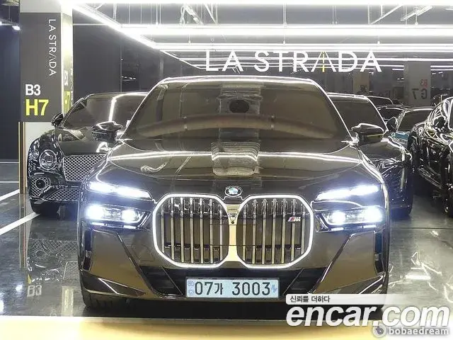 BMW i7 2024 — ფოტო 1/20
