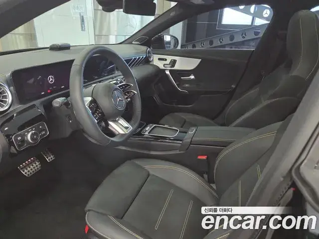 Mercedes-Benz CLA-Class 2025 — Фото 10/20