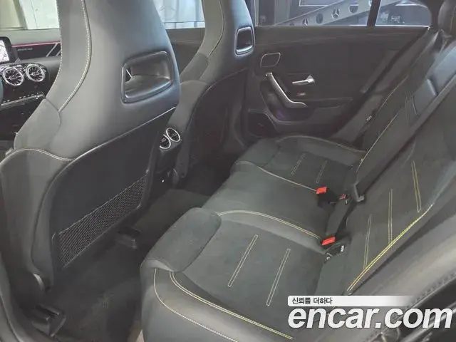 Mercedes-Benz CLA-Class 2025 — Фото 18/20
