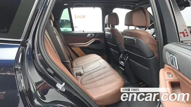 BMW X5 2025 — ფოტო 15/36