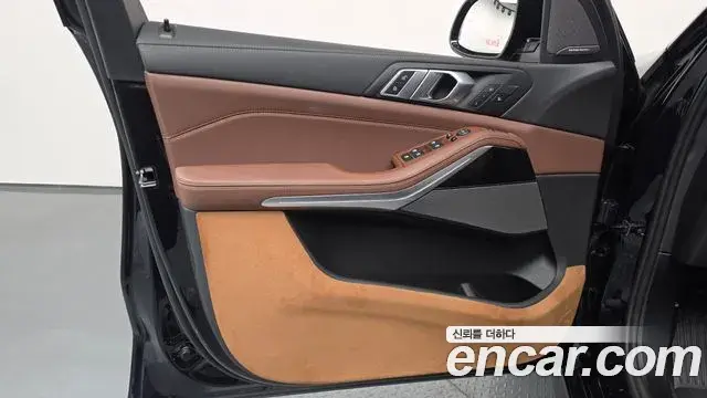 BMW X5 2025 — ფოტო 25/36