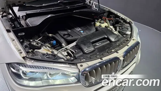 BMW X5 2018 — Şəkil 5/38