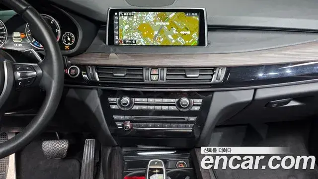 BMW X5 2018 — Şəkil 3/38