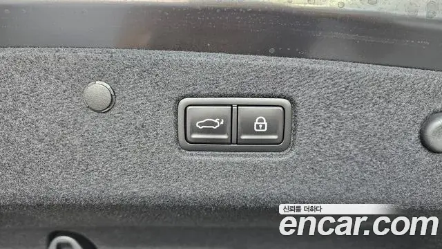 Kia K8 2025 — Photo 19/36