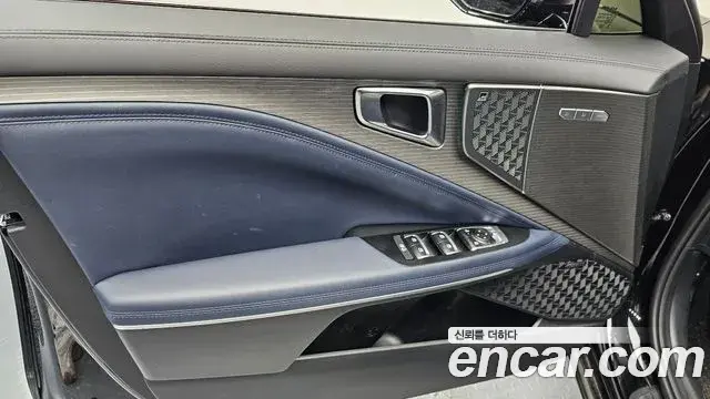 Kia K8 2025 — Photo 32/36