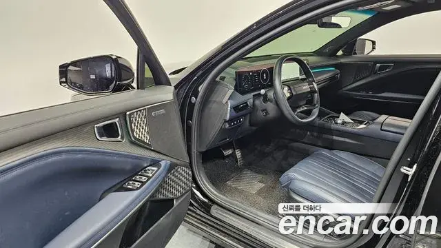 Kia K8 2025 — Photo 24/36