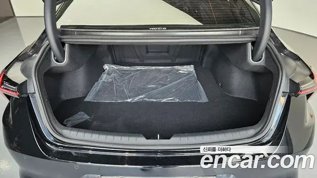 Kia K8 2025 — Photo 7/36
