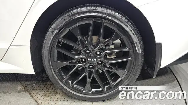 Kia K5 2021 — Şəkil 2/35