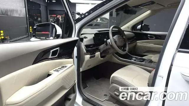 Kia Carnival 2024 — Şəkil 12/35