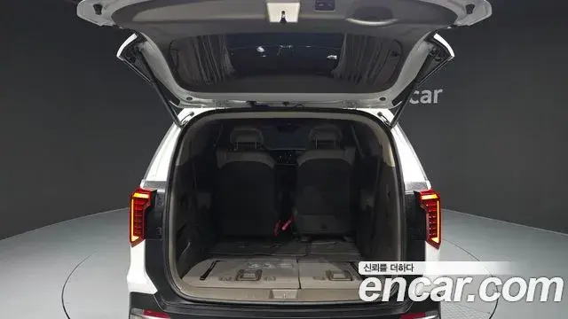 Kia Carnival 2024 — Şəkil 18/35