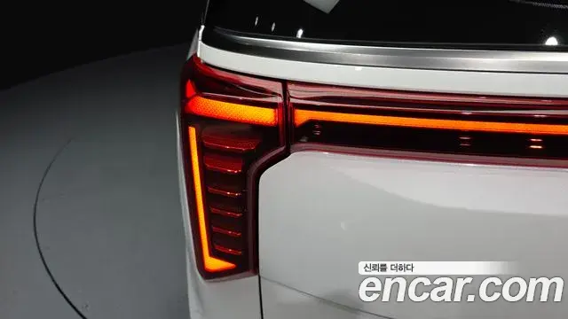 Kia Carnival 2024 — Şəkil 24/35