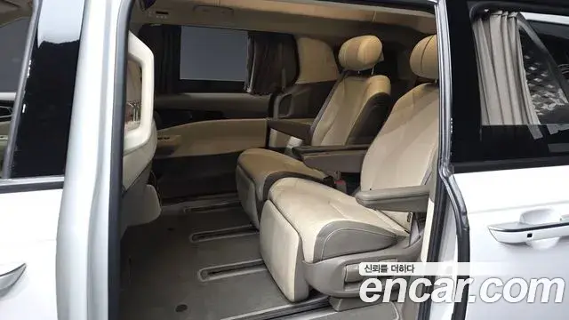 Kia Carnival 2024 — Şəkil 1/35