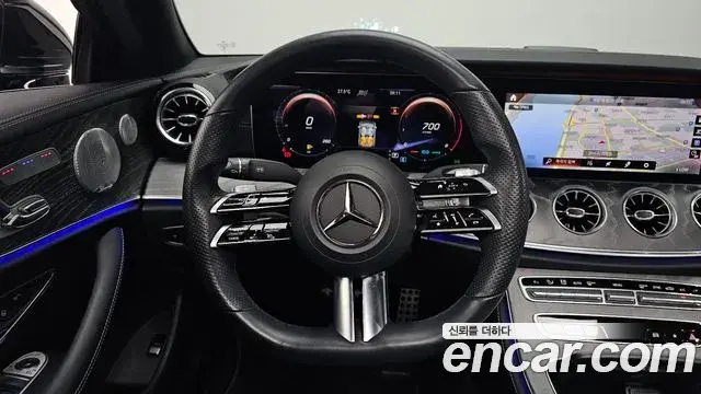 Mercedes-Benz E-Class 2021 — Фото 13/20