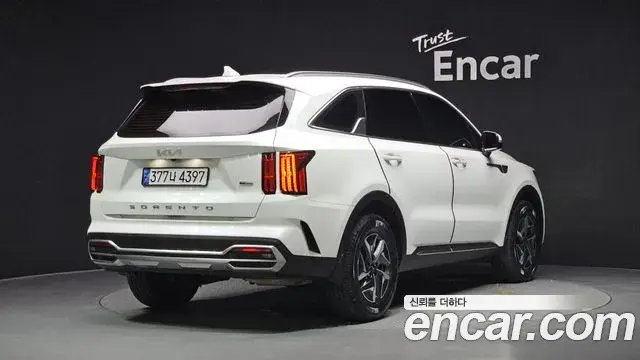 Kia Sorento 2022 — Фото 2/20