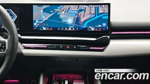 BMW 5 Series 2024 — ფოტო 1/20
