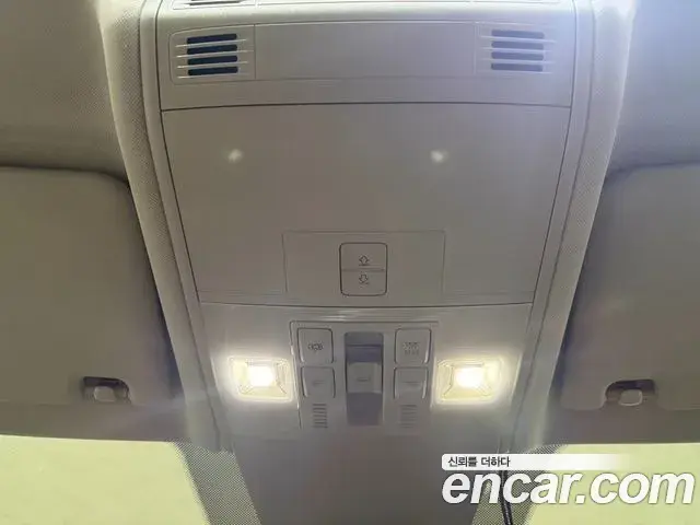 Volkswagen Tiguan 2020 — ფოტო 7/20