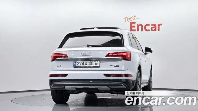 Audi Q5 2022 — Фото 4/20