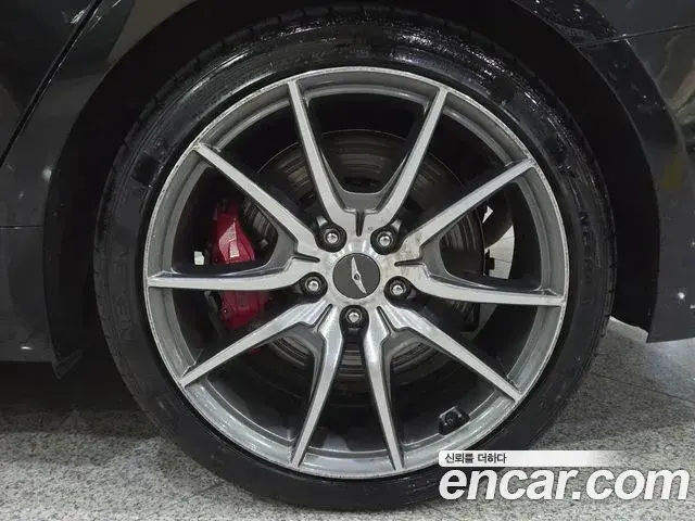 Genesis G70 2018 — ფოტო 7/20