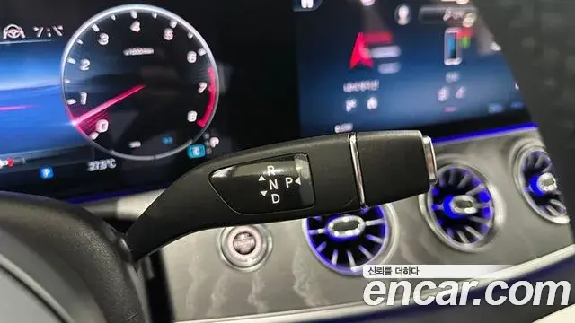 Mercedes-Benz AMG GT 2025 — Şəkil 10/20