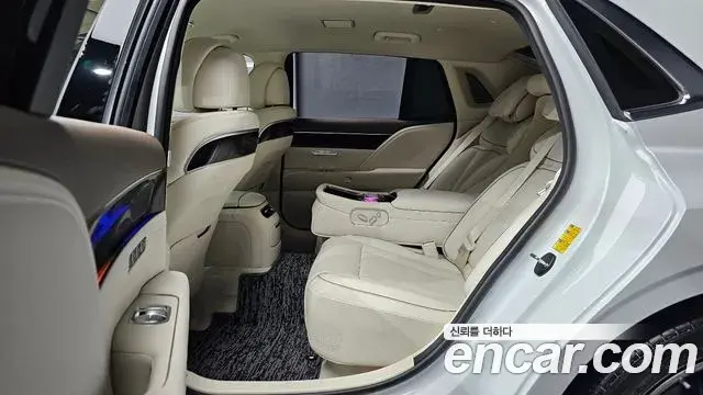 Genesis G90 2025 — Şəkil 9/31