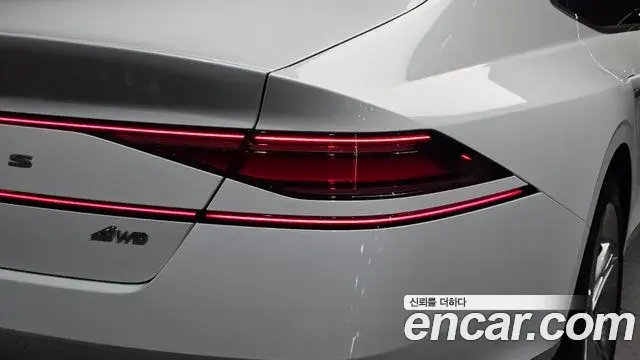 Genesis G90 2025 — Şəkil 30/31