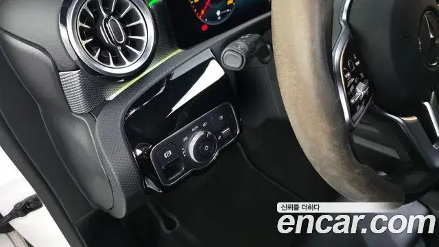 Mercedes-Benz A-Class 2021 — ფოტო 7/30