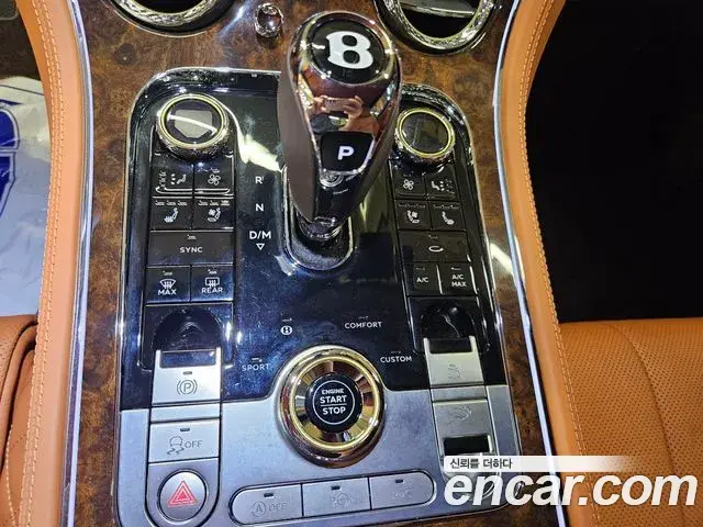 Bentley Continental GT 2023 — Фото 12/20